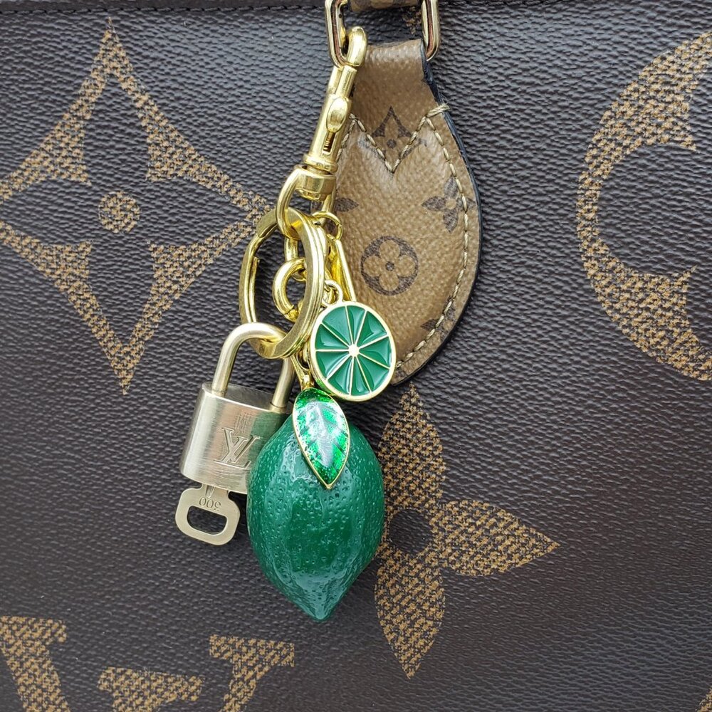 Louis Vuitton Authentic Gold Lock 🔒 Unbranded Lemon Keychain Charm for Bags - Picture 10 of 11